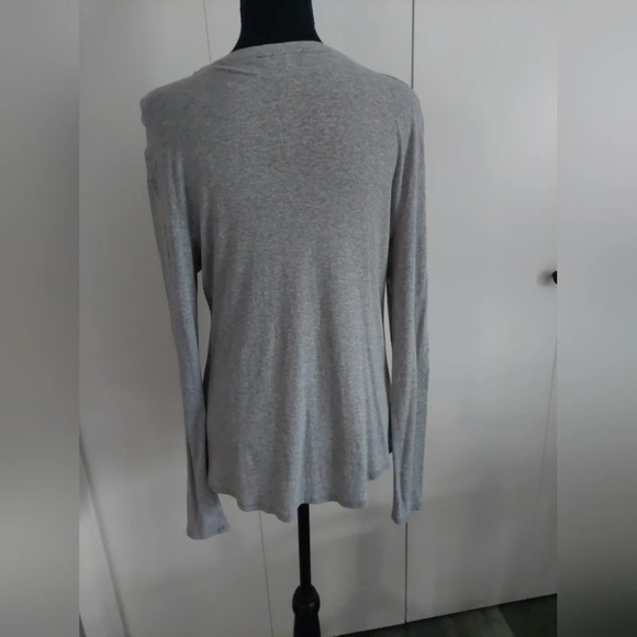 Eileen Fisher Ribbed Knit longsleeve top blouse Gray Medium Lightweight stretch - Picture 2 of 6